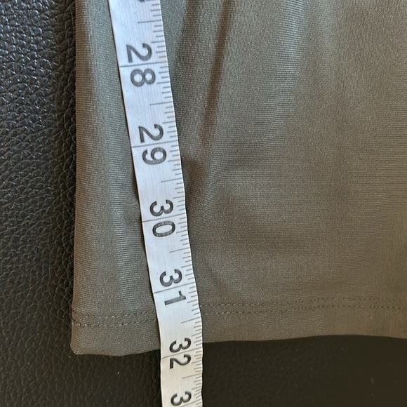 VUORI Meta Pant Athletic Slim Fit 32 inch Olive Green Stretch Sz 34 x 32 - Picture 15 of 15